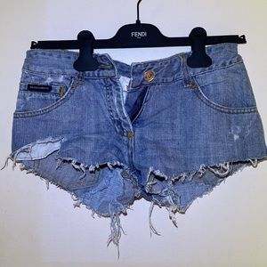Dolce&Gabbana ripped denim shorts size 40